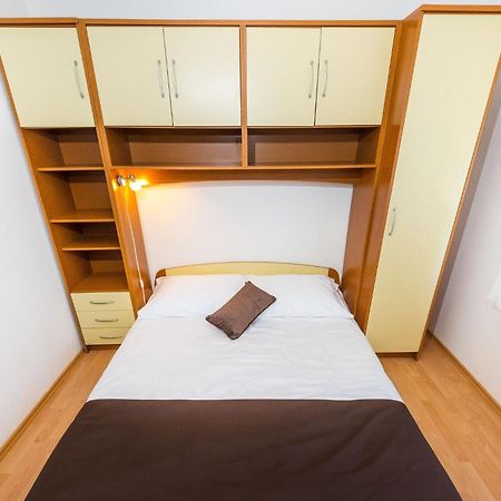 Apartments By The Sea Vrsi - Mulo, Zadar - 5951 Room photo