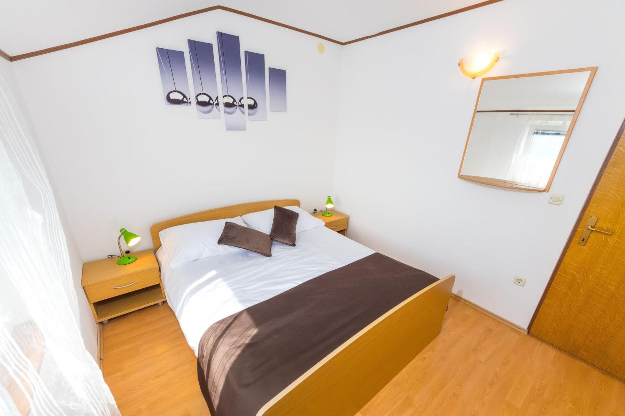 Apartments By The Sea Vrsi - Mulo, Zadar - 5951 Room photo